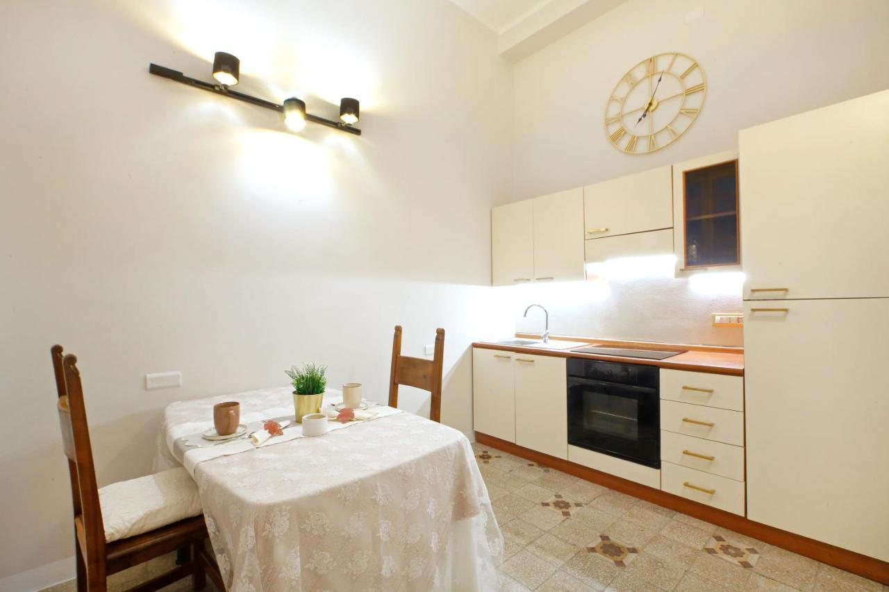 Breathe Liguria - Lucy 1 Bedroom And 1 Apartment In A Newly Renovated Nineteenth-Century Building In The Historic Center Near The Sea 라스페치아 외부 사진